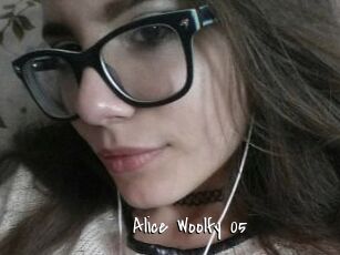 Alice_Woolfy_05