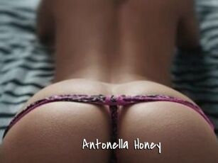 Antonella_Honey