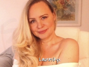 LauraSkyx