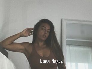 Luna_90xox