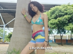 Lauravanessa