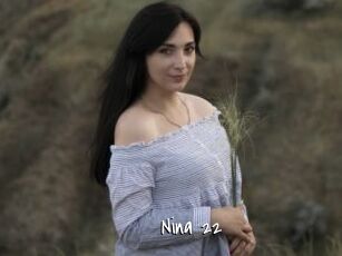Nina_22