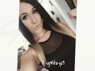 RigWifey69 Sexy Footjobs